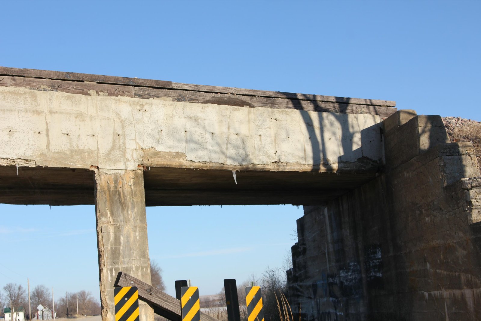 East span
